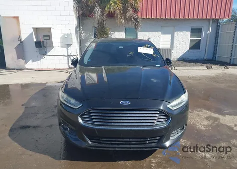 2013 Ford Fusion Se z USA, uszkodzony, nr VIN 3FA6P0H99DR169079